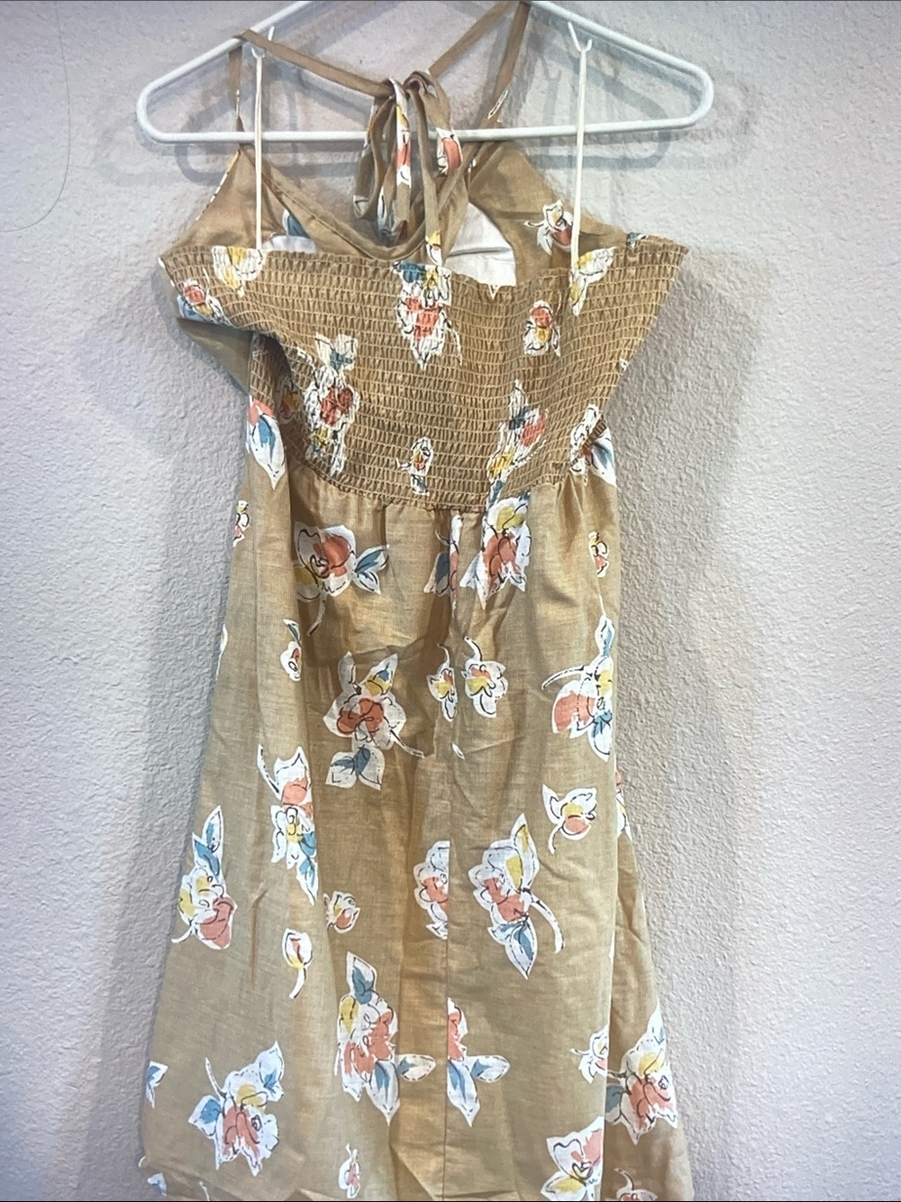 Vintage Floral Tie-Back Midi Dress in Tan, Blue & Coral - Picture 3 of 6